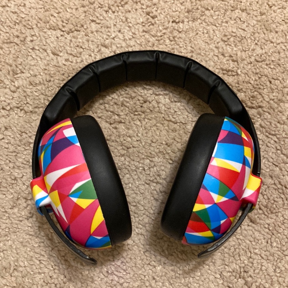 Baby BANZ noise reducing headphone EUC